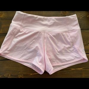 Lululemon Size 2 speed up short Miami pink